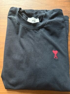 Ami Gray Crewneck Tee